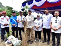 Gerakan Bersama untuk Kaldera Toba, Tanam Pohon Serentak di Tujuh Kabupaten se-Kawasan Danau Toba