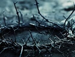 TUHAN BESERTA KITA (IMANUEL) Oleh: Johanes Libu Doni SS (Penerjemah Ahli Muda pada Pusat Strategi Kebijakan Hukum dan Peradilan Mahkamah Agung RI)