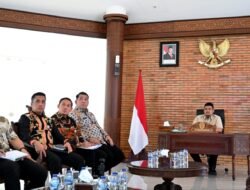 Perkuat Danau Toba sebagai Destinasi Super Prioritas, Bobby Nasution dan Luhut Matangkan Program 2026