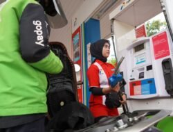 Pengemudi Ojek Online Tetap Setia Pakai Pertamax: Mesin Lebih Awet, Layanan SPBU Pertamina Kian Nyaman