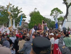 Ribuan Orang Gerakan Oikumenis Geruduk Kantor Gubernur Sumut, Tuntut Penutupan PT TPL