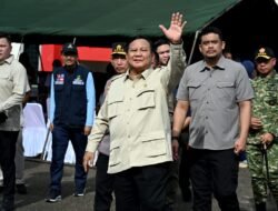 Presiden Prabowo Bersama Gubernur Tinjau Banjir dan Longsor Sumut, Penanganan Infrastruktur dan BBM jadi Fokus Utama