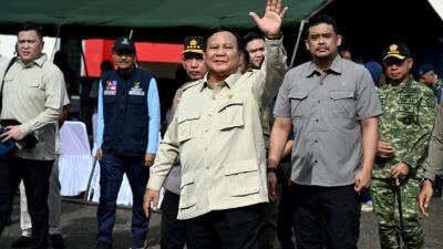 Presiden Prabowo Bersama Gubernur Tinjau Banjir dan Longsor Sumut, Penanganan Infrastruktur dan BBM jadi Fokus Utama