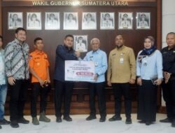 Wagub Sumut Terima Bantuan Bencana Banjir dan Longsor dari Pemko Makassar