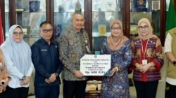 Pj Sekdaprov Sumut Kembali Terima Bantuan Bencana dari Pemprov Kaltim Rp600 Juta