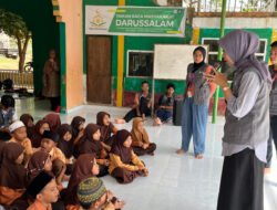 Mahasiswa Unimed Pulihkan Mental Remaja Kampung Darussalam Pasca Banjir