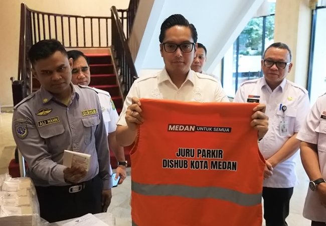 Pemko Medan Turunkan Tarif Parkir, Motor Rp2.000 dan Mobil Rp4.000