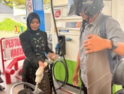 Pertamina Patra Niaga Regional Sumbagut Hadirkan Nuansa Hari Kartini di SPBU