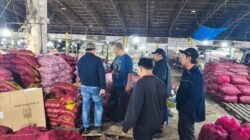 Sidak di Pasar Laucih, Disperindag ESDM Sumut Pastikan Bawang Impor Ilegal Belum Ditemukan   