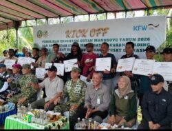 Penertiban Hutan Karang Gading Dimulai, Satgas PKH Tumbangkan Sawit Ilegal di 300 Hektare