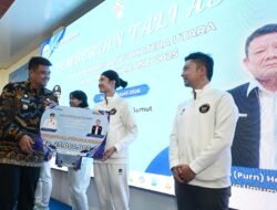 Serahkan Tali Asih Peraih Medali SEA Games, Gubernur Sebut Atlet Berprestasi Titik Awal Indonesia Emas 2045
