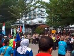 GEBRAK Gelar Aksi Unjukrasa, Portal KIM 1 Hambat Kelancaran Aktivitas Pekerja dan Pengusaha