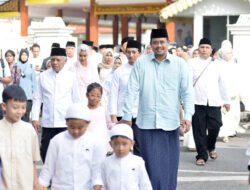 Bobby Nasution Salat Iduladha Bersama Ribuan Warga Binjai, Pemprov Sumut Salurkan 167 Hewan Kurban