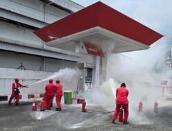 Pertamina Patra Niaga Regional Sumbagut Perkuat Kesiapsiagaan Penanganan Kebakaran dan PKD di Padang