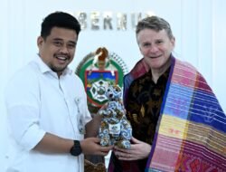Terima Dubes Australia, Bobby Nasution Harapkan Kerja Sama dengan Sumut Semakin Luas