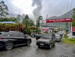 Pungli Ditertibkan, Pengunjung Pemandian Air Panas Sidebuk-Debuk Membludak