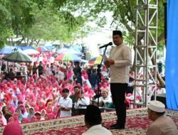 Bobby Nasution Berangkatkan 10 Warga Umroh dan Salurkan Zakat ASN untuk Bedah 10 Rumah di Sergai