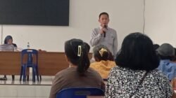 Kades Amplas Percut Sei Tuan Sosialisasikan Program Keluarga Penerima Manfaat