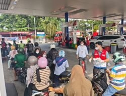 Pertamina Patra Niaga Regional Sumbagut Masif Pantau Dampak Karhutla, Salurkan Bantuan Penanggulangan Asap