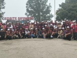 Bupati Humbahas Jamu Dengan Ramah Peserta Rakernas V MPK Di Geosite Sipincur